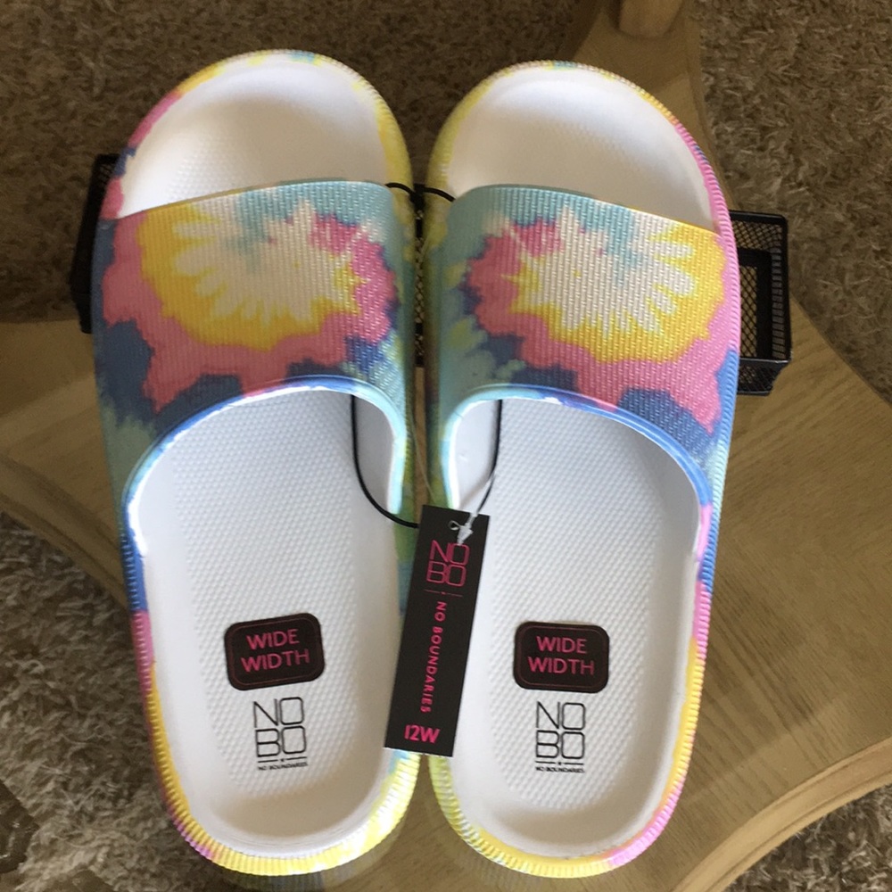 NOBO Woman’s Slides